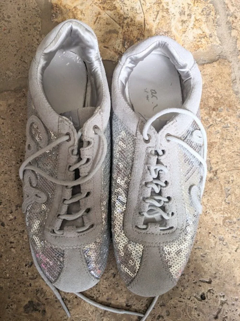 EUC COACH HOPE SEQUIN SILVER TENNIS SNEAKER TRAINER SHOES SIZE 5.5